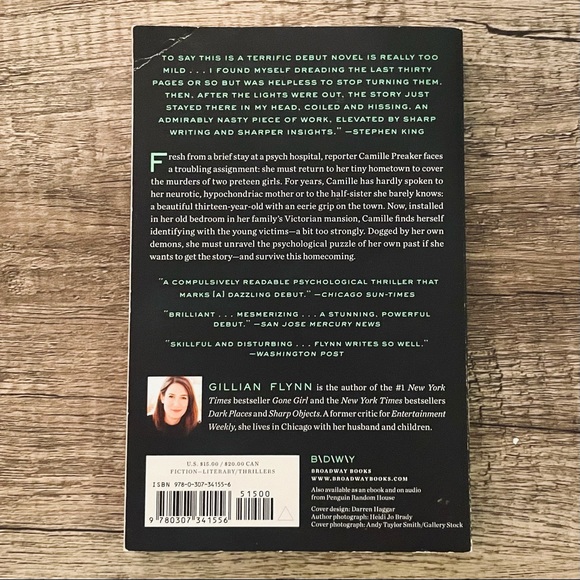 SHARP OBJECTS (Novel by Gillian Flynn) - Picture 2 of 2